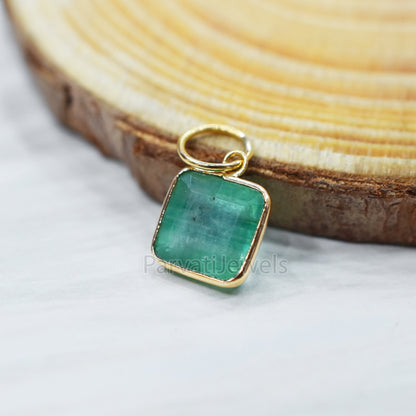 AA Emerald Gold Charm, 18k Solid Gold Charm, Natural Emerald Charm, Gold Charm, Charm Pendant, Charm Necklace, Handmade Charm, Gift For Her