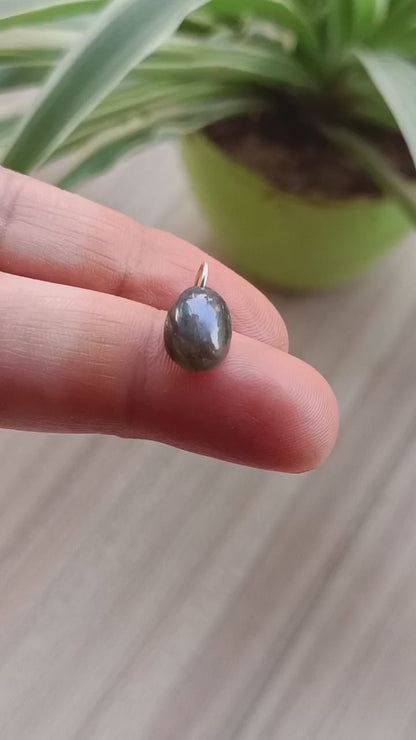 Labradorite Charm, 18k Solid Gold Charm, Labradorite Charms, Gold Charm, Labradorite Charm Pendant, Charm Necklace, Handmade Gold Charm