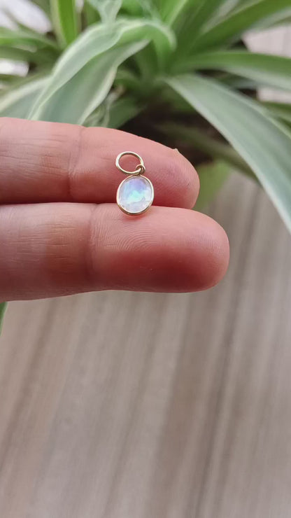 Rainbow Moonstone Charm, 18k Solid Gold Charm, Natural Moonstone Charm, Gold Charm, Charm Pendant, Charm Necklace, Handmade Gold Charm