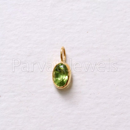 Peridot Charm, 18k Solid Gold Charm, Natural Peridot Charm, Gold Charm, Charm Pendant, Charm Necklace, Handmade Gold Charm